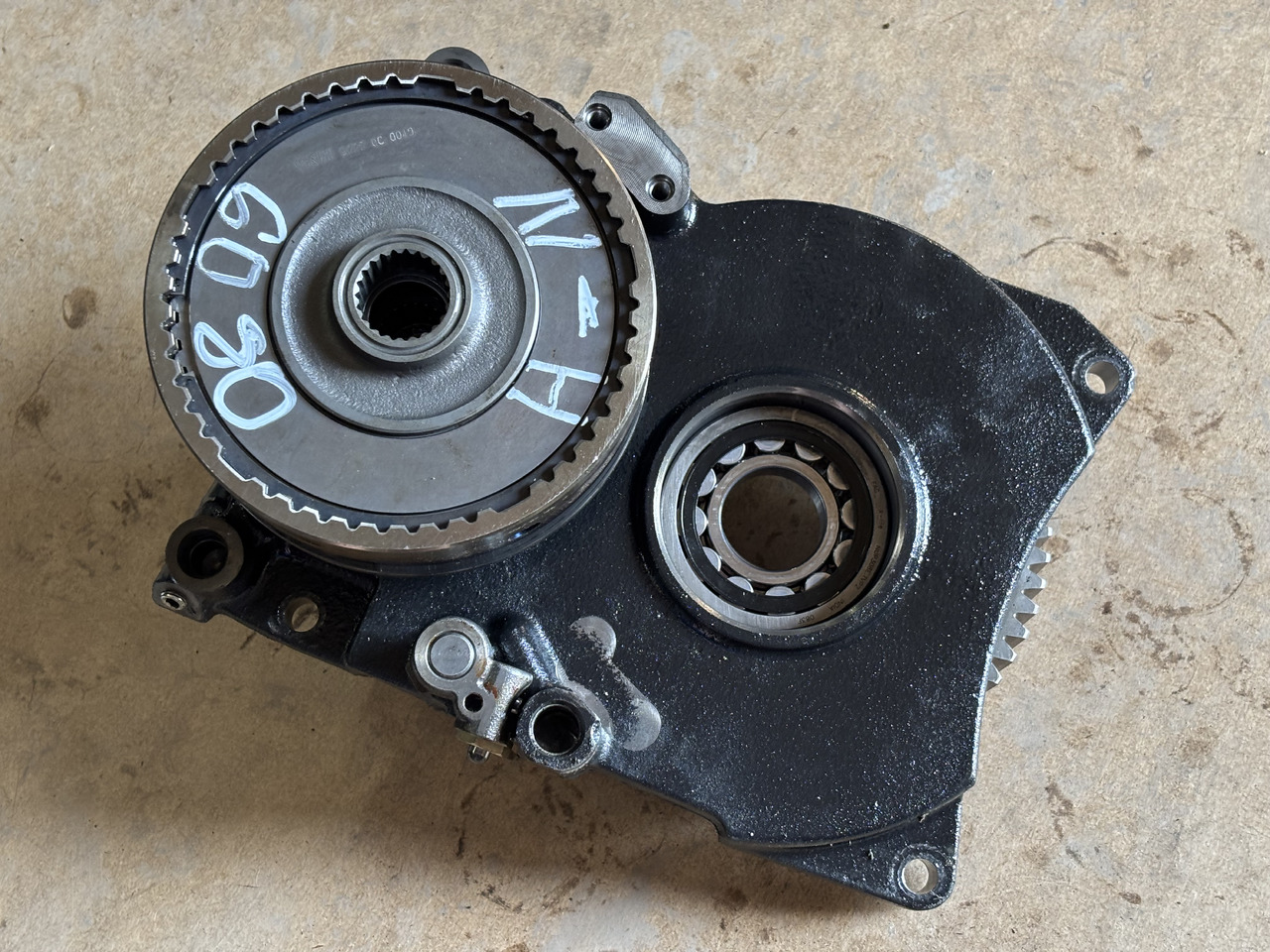 New Holland 6080 Napęd WOM 5197553 87308746 47131256 5197546 87315409 - Prijenos za Poljoprivredni strojevi: slika New Holland 6080 Napęd WOM 5197553 87308746 47131256 5197546 87315409 - Prijenos za Poljoprivredni strojevi New Holland 6080 Napęd WOM 5197553 87308746 47131256 5197546 87315409 - Prijenos za Poljoprivredni strojevi: slika New Holland 6080 Napęd WOM 5197553 87308746 47131256 5197546 87315409 - Prijenos za Poljoprivredni strojevi