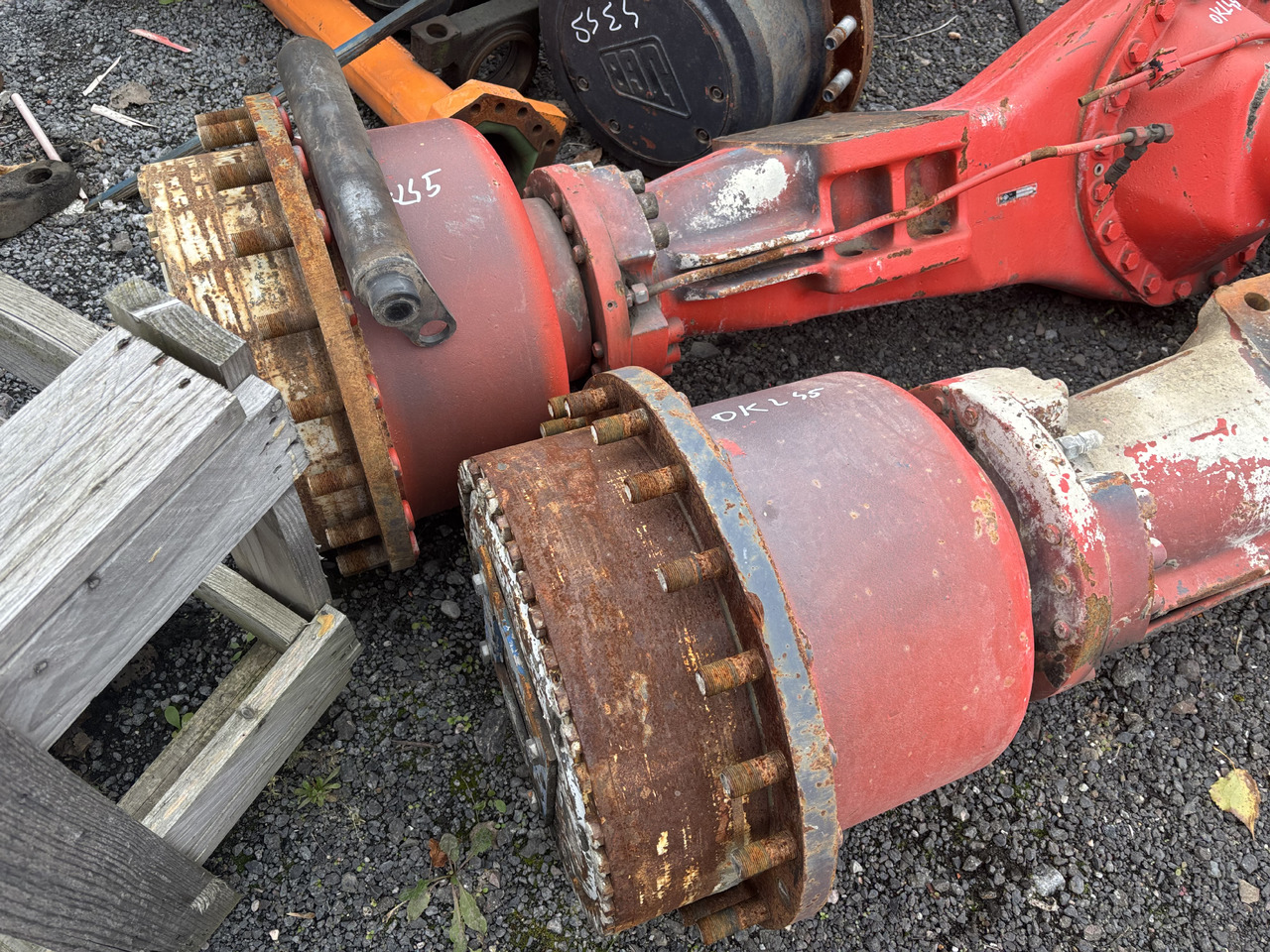 O&K O K 45 L45 L45.5 WLK45 OŚ Przednia Oś Tylnia 4517615 4922807 - Osovina i dijelovi za Oprema za rukovanje materijalima: slika O&K O K 45 L45 L45.5 WLK45 OŚ Przednia Oś Tylnia 4517615 4922807 - Osovina i dijelovi za Oprema za rukovanje materijalima O&K O K 45 L45 L45.5 WLK45 OŚ Przednia Oś Tylnia 4517615 4922807 - Osovina i dijelovi za Oprema za rukovanje materijalima: slika O&K O K 45 L45 L45.5 WLK45 OŚ Przednia Oś Tylnia 4517615 4922807 - Osovina i dijelovi za Oprema za rukovanje materijalima