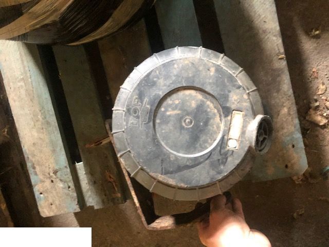 Obudowa Filtra Powietrza - Manitou - Filter zraka za Poljoprivredni strojevi: slika Obudowa Filtra Powietrza - Manitou - Filter zraka za Poljoprivredni strojevi Obudowa Filtra Powietrza - Manitou - Filter zraka za Poljoprivredni strojevi: slika Obudowa Filtra Powietrza - Manitou - Filter zraka za Poljoprivredni strojevi