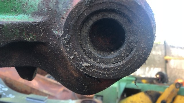 Obudowa mostu carraro 26.21 , carraro 18536 R - Osovina i dijelovi za Građevinski strojevi: slika Obudowa mostu carraro 26.21 , carraro 18536 R - Osovina i dijelovi za Građevinski strojevi Obudowa mostu carraro 26.21 , carraro 18536 R - Osovina i dijelovi za Građevinski strojevi: slika Obudowa mostu carraro 26.21 , carraro 18536 R - Osovina i dijelovi za Građevinski strojevi