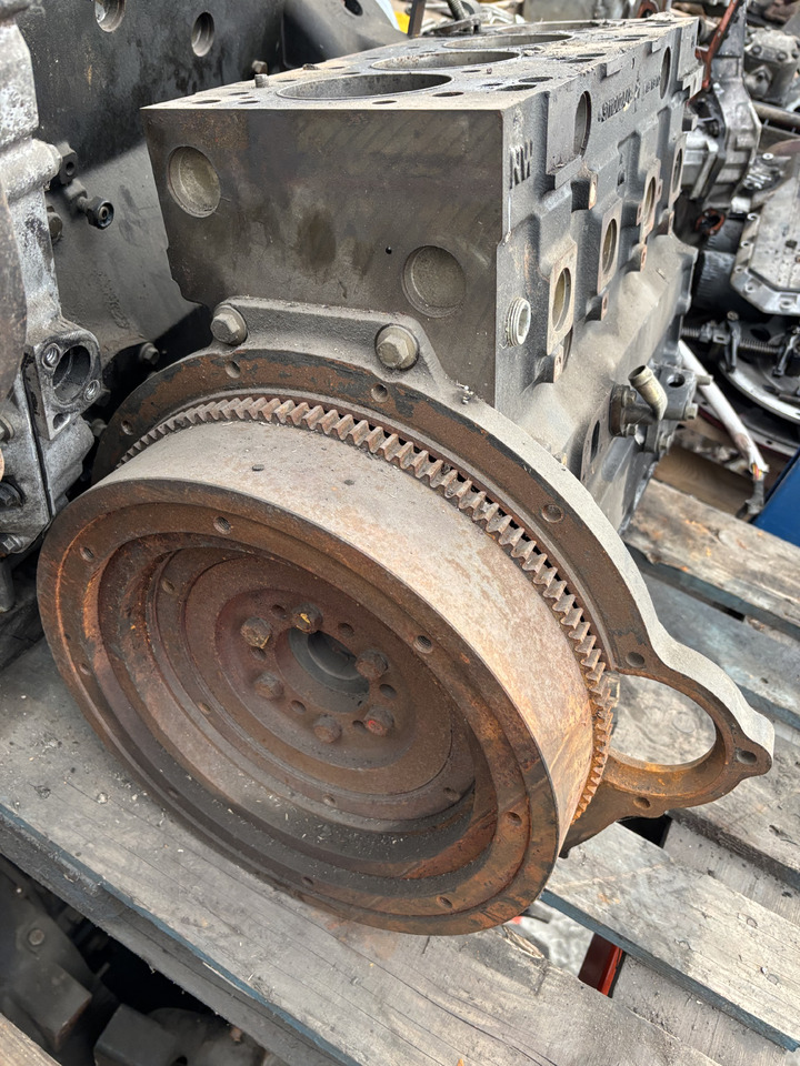 Perkins 1004 1004-40T Silnik Blok Silnika Koło Zamachowe Wał CZĘŚCI 3711DO2A/8 - Zamašnjak za Poljoprivredni strojevi: slika Perkins 1004 1004-40T Silnik Blok Silnika Koło Zamachowe Wał CZĘŚCI 3711DO2A/8 - Zamašnjak za Poljoprivredni strojevi Perkins 1004 1004-40T Silnik Blok Silnika Koło Zamachowe Wał CZĘŚCI 3711DO2A/8 - Zamašnjak za Poljoprivredni strojevi: slika Perkins 1004 1004-40T Silnik Blok Silnika Koło Zamachowe Wał CZĘŚCI 3711DO2A/8 - Zamašnjak za Poljoprivredni strojevi