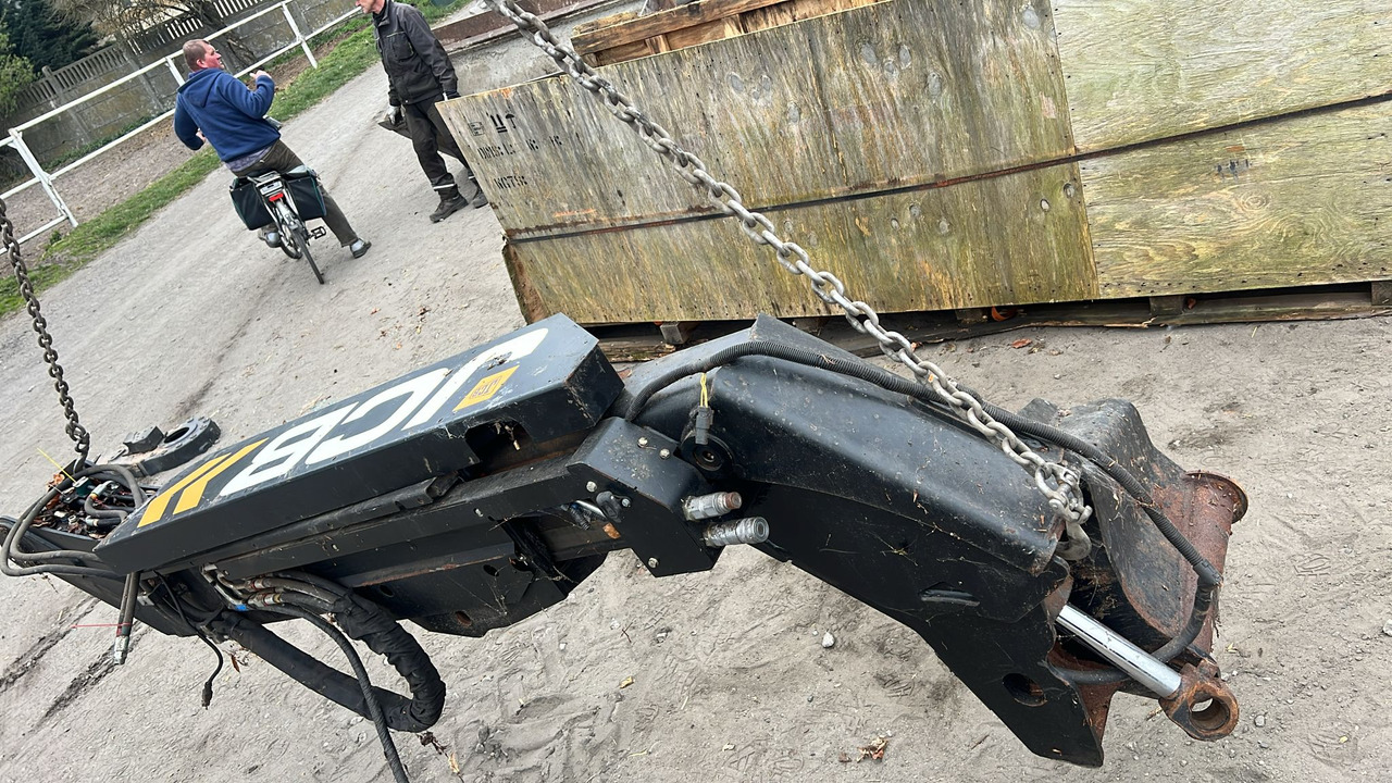 Ramie Ładowarki JCB - Krak: slika Ramie Ładowarki JCB - Krak Ramie Ładowarki JCB - Krak: slika Ramie Ładowarki JCB - Krak