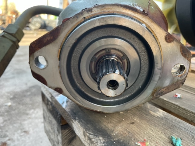 Rexroth A10VO74DFR1/31R pompa hydrauliczna - Hidraulična pumpa za Poljoprivredni strojevi: slika Rexroth A10VO74DFR1/31R pompa hydrauliczna - Hidraulična pumpa za Poljoprivredni strojevi Rexroth A10VO74DFR1/31R pompa hydrauliczna - Hidraulična pumpa za Poljoprivredni strojevi: slika Rexroth A10VO74DFR1/31R pompa hydrauliczna - Hidraulična pumpa za Poljoprivredni strojevi