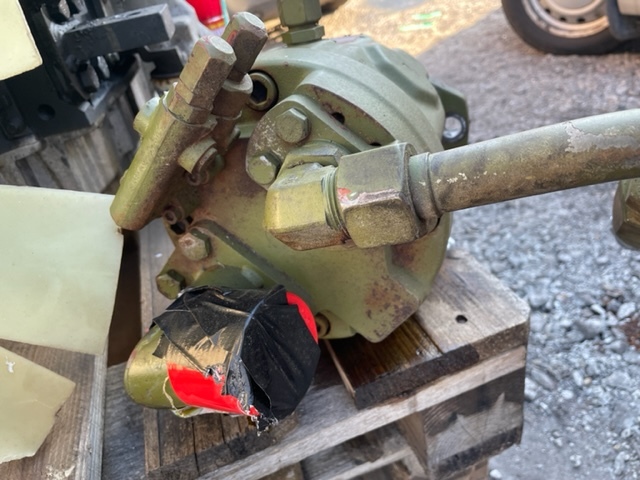 Rexroth A10VO74DFR1/31R pompa hydrauliczna - Hidraulična pumpa za Poljoprivredni strojevi: slika Rexroth A10VO74DFR1/31R pompa hydrauliczna - Hidraulična pumpa za Poljoprivredni strojevi Rexroth A10VO74DFR1/31R pompa hydrauliczna - Hidraulična pumpa za Poljoprivredni strojevi: slika Rexroth A10VO74DFR1/31R pompa hydrauliczna - Hidraulična pumpa za Poljoprivredni strojevi