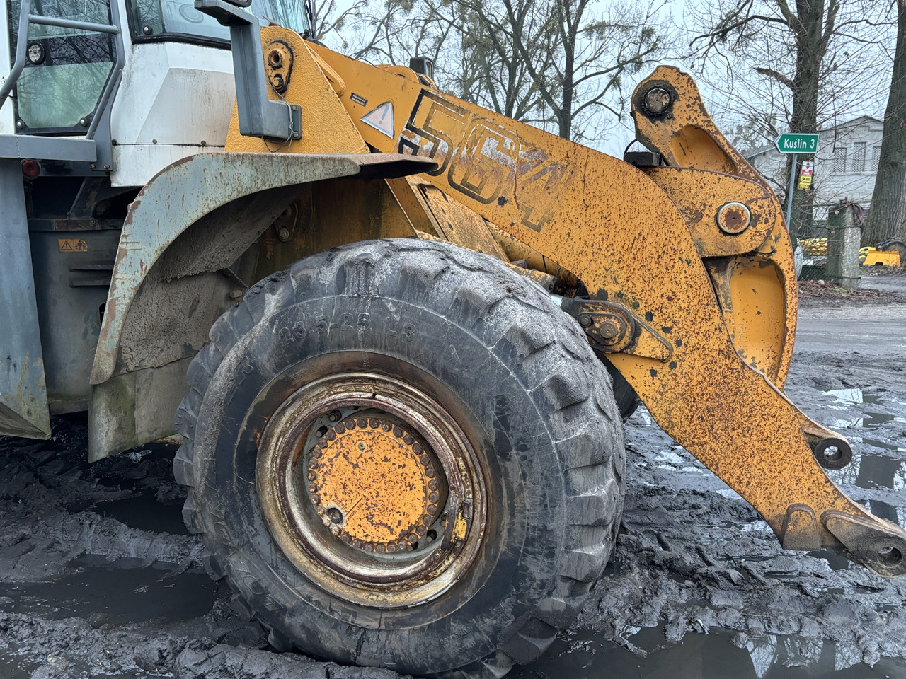 Liebherr 564 Wysięgnik Siłownik Mocowanie Uchwyt Podnośnik - Rezervni dijelovi za Građevinski strojevi: slika Liebherr 564 Wysięgnik Siłownik Mocowanie Uchwyt Podnośnik - Rezervni dijelovi za Građevinski strojevi Liebherr 564 Wysięgnik Siłownik Mocowanie Uchwyt Podnośnik - Rezervni dijelovi za Građevinski strojevi: slika Liebherr 564 Wysięgnik Siłownik Mocowanie Uchwyt Podnośnik - Rezervni dijelovi za Građevinski strojevi