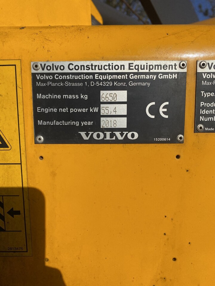 Volvo L30G  - Zwolnica - Zwrotnica - Półoś - Skrzynia - Silnik - Siłowniki - Rezervni dijelovi za Građevinski strojevi: slika  Volvo L30G  - Zwolnica - Zwrotnica - Półoś - Skrzynia - Silnik - Siłowniki - Rezervni dijelovi za Građevinski strojevi Volvo L30G  - Zwolnica - Zwrotnica - Półoś - Skrzynia - Silnik - Siłowniki - Rezervni dijelovi za Građevinski strojevi: slika  Volvo L30G  - Zwolnica - Zwrotnica - Półoś - Skrzynia - Silnik - Siłowniki - Rezervni dijelovi za Građevinski strojevi