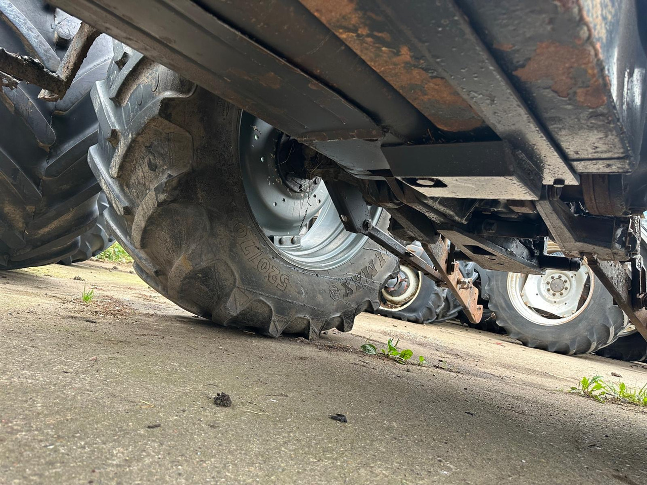 Valtra 8150 8150-4 - cała na części - Traktor: slika  Valtra 8150 8150-4 - cała na części - Traktor Valtra 8150 8150-4 - cała na części - Traktor: slika  Valtra 8150 8150-4 - cała na części - Traktor