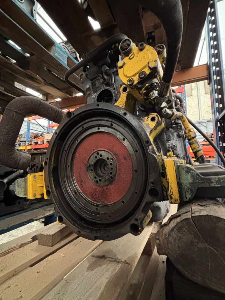 Volvo D5E Deutz TCD2013L42V TCD2013L042V 04209441 VOE20557730 Silnik - Motor za Kamion: slika Volvo D5E Deutz TCD2013L42V TCD2013L042V 04209441 VOE20557730 Silnik - Motor za Kamion Volvo D5E Deutz TCD2013L42V TCD2013L042V 04209441 VOE20557730 Silnik - Motor za Kamion: slika Volvo D5E Deutz TCD2013L42V TCD2013L042V 04209441 VOE20557730 Silnik - Motor za Kamion