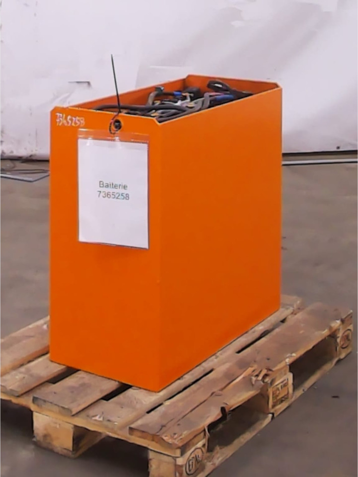 AVB 24V 840Ah - Akumulator za Oprema za rukovanje materijalima: slika AVB 24V 840Ah - Akumulator za Oprema za rukovanje materijalima AVB 24V 840Ah - Akumulator za Oprema za rukovanje materijalima: slika AVB 24V 840Ah - Akumulator za Oprema za rukovanje materijalima