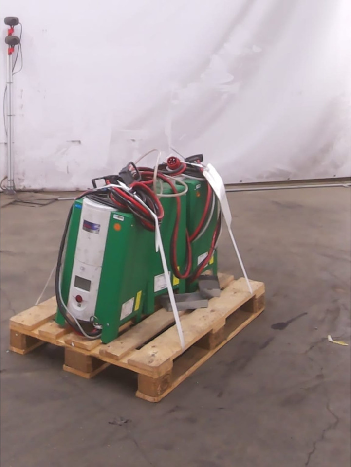 Battery Charger Package 3 pieces - Električni sustav za Oprema za rukovanje materijalima: slika Battery Charger Package 3 pieces - Električni sustav za Oprema za rukovanje materijalima Battery Charger Package 3 pieces - Električni sustav za Oprema za rukovanje materijalima: slika Battery Charger Package 3 pieces - Električni sustav za Oprema za rukovanje materijalima