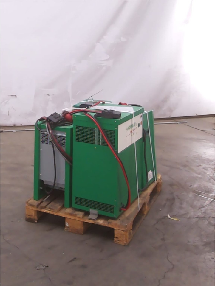 Battery Charger Package 4 pieces - Električni sustav za Oprema za rukovanje materijalima: slika Battery Charger Package 4 pieces - Električni sustav za Oprema za rukovanje materijalima Battery Charger Package 4 pieces - Električni sustav za Oprema za rukovanje materijalima: slika Battery Charger Package 4 pieces - Električni sustav za Oprema za rukovanje materijalima