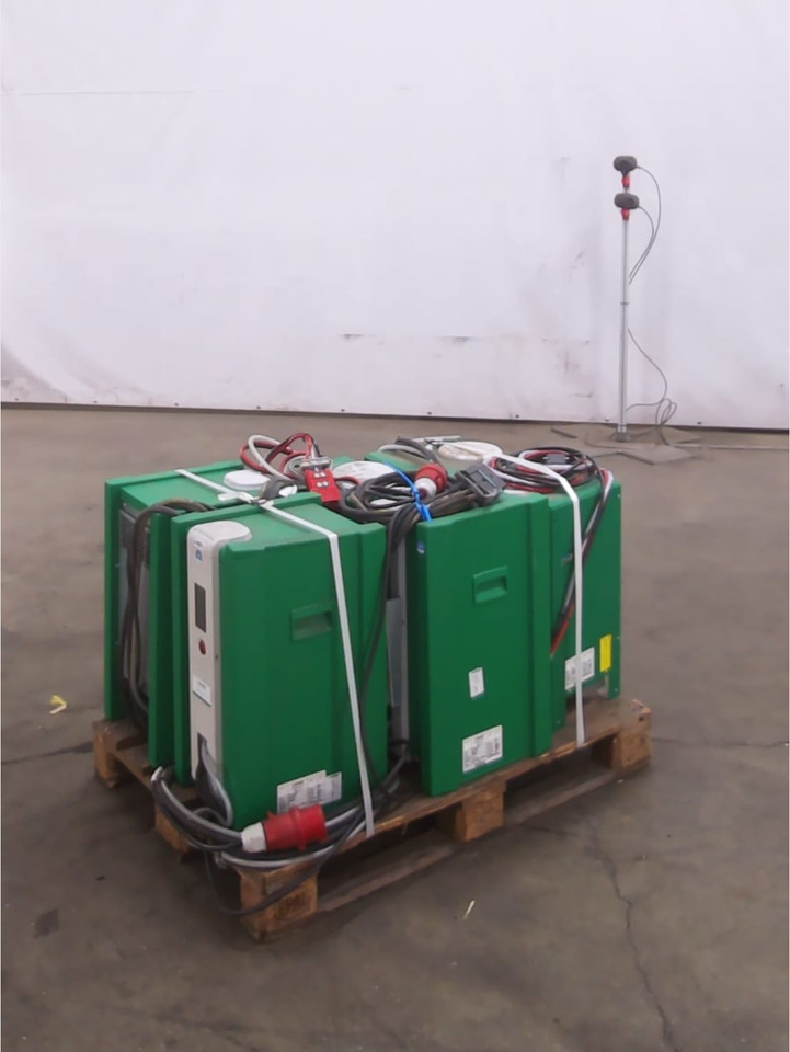 Battery Charger Package 6 pieces - Električni sustav za Oprema za rukovanje materijalima: slika Battery Charger Package 6 pieces - Električni sustav za Oprema za rukovanje materijalima Battery Charger Package 6 pieces - Električni sustav za Oprema za rukovanje materijalima: slika Battery Charger Package 6 pieces - Električni sustav za Oprema za rukovanje materijalima