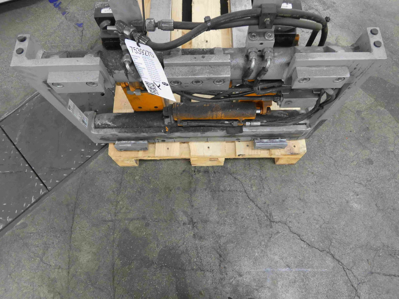 Durwen RZV25 - Priključak za Oprema za rukovanje materijalima: slika Durwen RZV25 - Priključak za Oprema za rukovanje materijalima Durwen RZV25 - Priključak za Oprema za rukovanje materijalima: slika Durwen RZV25 - Priključak za Oprema za rukovanje materijalima