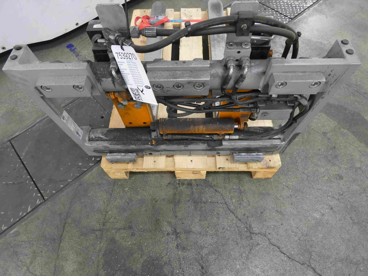 Durwen RZV25 - Priključak za Oprema za rukovanje materijalima: slika Durwen RZV25 - Priključak za Oprema za rukovanje materijalima Durwen RZV25 - Priključak za Oprema za rukovanje materijalima: slika Durwen RZV25 - Priključak za Oprema za rukovanje materijalima