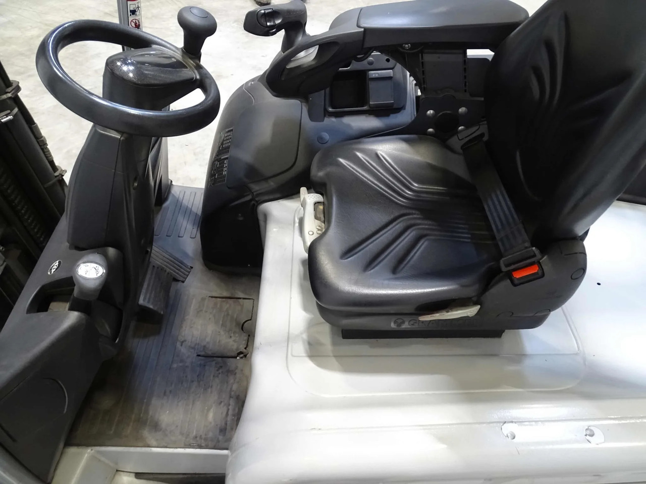 STILL RX60-25/600 - Električni viličar: slika STILL RX60-25/600 - Električni viličar STILL RX60-25/600 - Električni viličar: slika STILL RX60-25/600 - Električni viličar