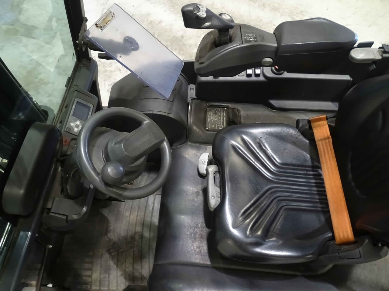 Unicarriers AG2N1L20Q - Električni viličar: slika Unicarriers AG2N1L20Q - Električni viličar Unicarriers AG2N1L20Q - Električni viličar: slika Unicarriers AG2N1L20Q - Električni viličar
