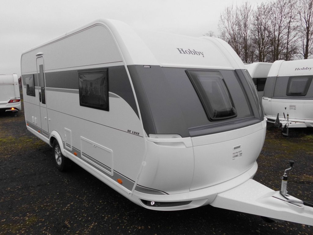 Hobby De Luxe 515 UHL 2025 2000kg. AUTARK AMBIENTE - Kamp prikolica: slika Hobby De Luxe 515 UHL 2025 2000kg. AUTARK AMBIENTE - Kamp prikolica Hobby De Luxe 515 UHL 2025 2000kg. AUTARK AMBIENTE - Kamp prikolica: slika Hobby De Luxe 515 UHL 2025 2000kg. AUTARK AMBIENTE - Kamp prikolica