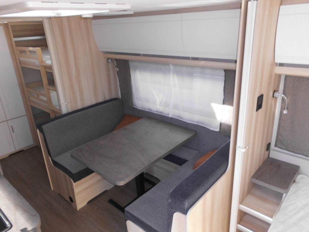 Hobby De Luxe 545 KMF 2026 3er Autark Backofen uvm.+ - Kamp prikolica: slika Hobby De Luxe 545 KMF 2026 3er Autark Backofen uvm.+ - Kamp prikolica Hobby De Luxe 545 KMF 2026 3er Autark Backofen uvm.+ - Kamp prikolica: slika Hobby De Luxe 545 KMF 2026 3er Autark Backofen uvm.+ - Kamp prikolica