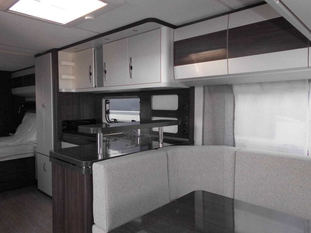 Hobby Prestige 720 WQC 2026 ALDE + ALDE FBH - Kamp prikolica: slika Hobby Prestige 720 WQC 2026 ALDE + ALDE FBH - Kamp prikolica Hobby Prestige 720 WQC 2026 ALDE + ALDE FBH - Kamp prikolica: slika Hobby Prestige 720 WQC 2026 ALDE + ALDE FBH - Kamp prikolica