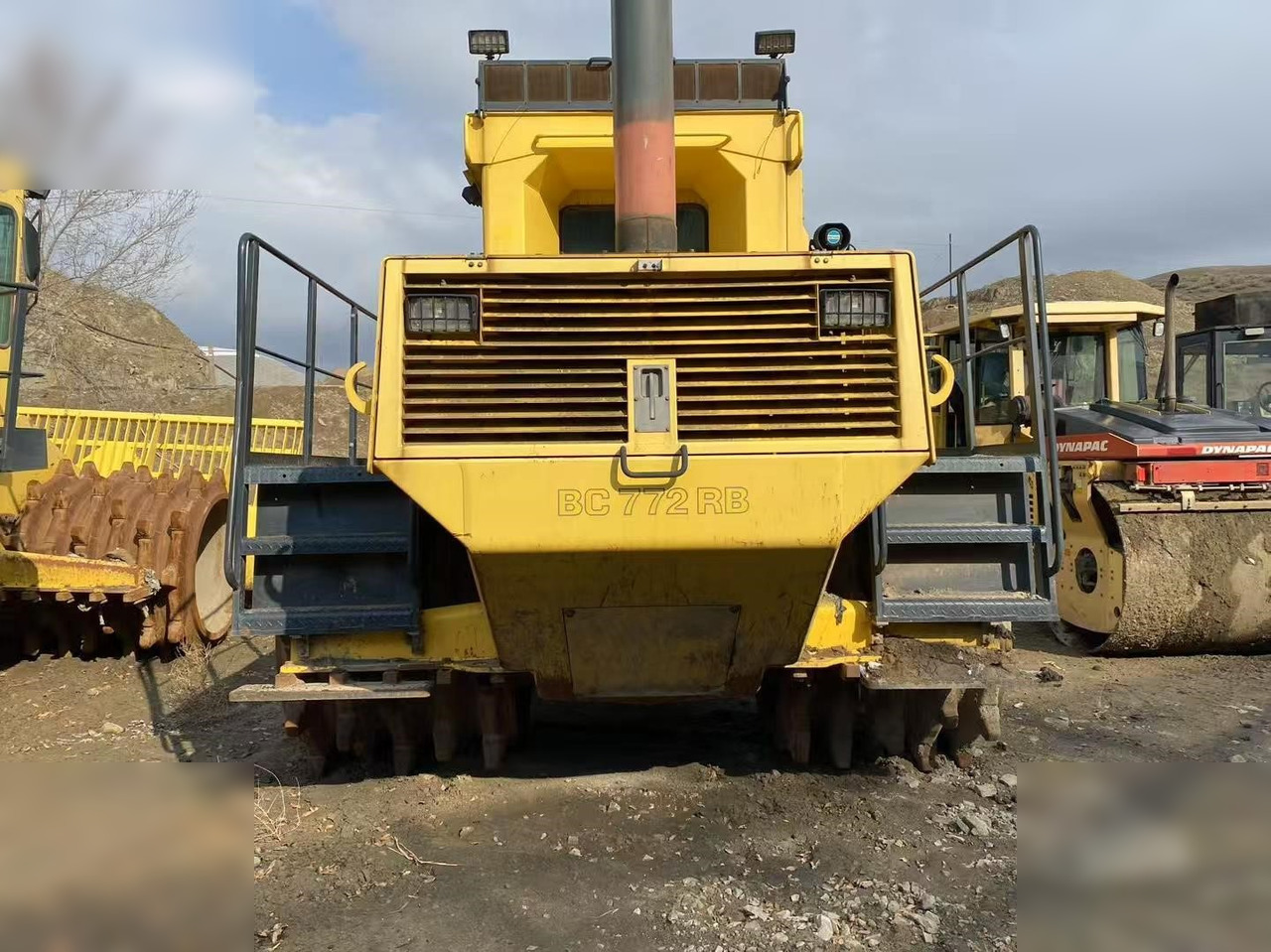 2003 BOMAG BC772RB - Kompaktor: slika 2003 BOMAG BC772RB - Kompaktor 2003 BOMAG BC772RB - Kompaktor: slika 2003 BOMAG BC772RB - Kompaktor