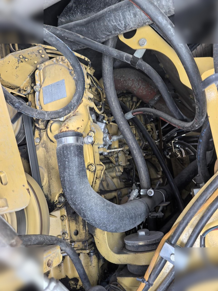 2010 CATERPILLAR AP-655D - Finišer za asfalt: slika 2010 CATERPILLAR AP-655D - Finišer za asfalt 2010 CATERPILLAR AP-655D - Finišer za asfalt: slika 2010 CATERPILLAR AP-655D - Finišer za asfalt