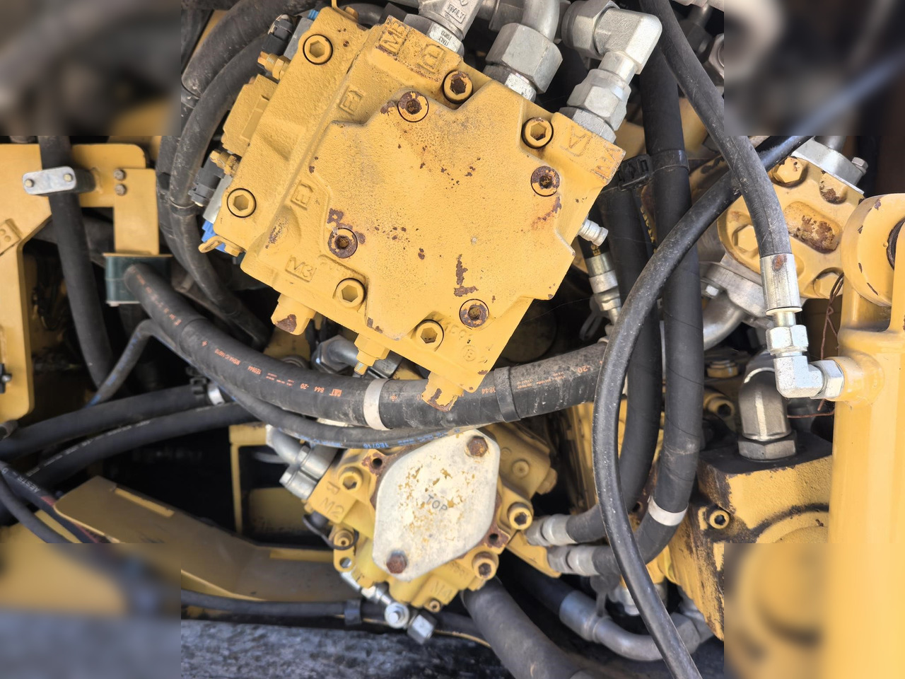 2010 CATERPILLAR AP-655D - Finišer za asfalt: slika 2010 CATERPILLAR AP-655D - Finišer za asfalt 2010 CATERPILLAR AP-655D - Finišer za asfalt: slika 2010 CATERPILLAR AP-655D - Finišer za asfalt