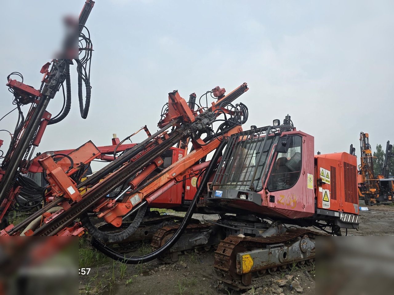 2010 SANDVIK DX700 - Platforma za bušenje: slika 2010 SANDVIK DX700 - Platforma za bušenje 2010 SANDVIK DX700 - Platforma za bušenje: slika 2010 SANDVIK DX700 - Platforma za bušenje