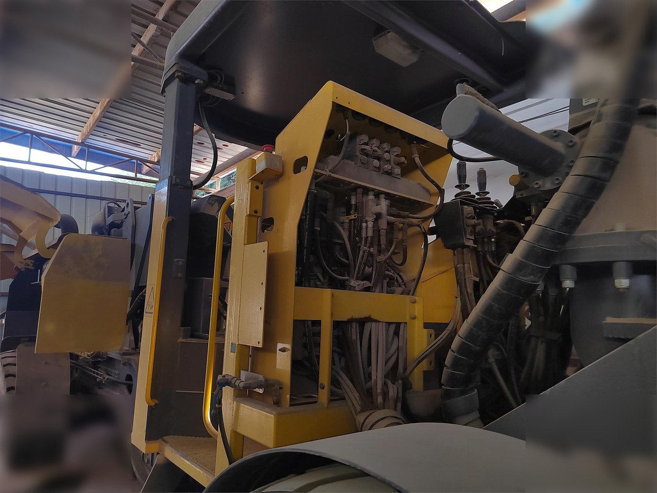 2013 ATLAS COPCO BOLTEC MD - Platforma za bušenje: slika 2013 ATLAS COPCO BOLTEC MD - Platforma za bušenje 2013 ATLAS COPCO BOLTEC MD - Platforma za bušenje: slika 2013 ATLAS COPCO BOLTEC MD - Platforma za bušenje