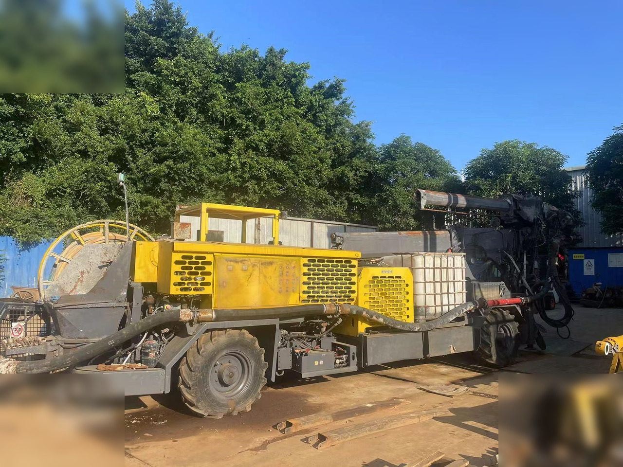 2016 EPIROC MEYCO ME5 MOUNTED ON 2016 ATLAS ARK254K - Beton pumpa: slika 2016 EPIROC MEYCO ME5 MOUNTED ON 2016 ATLAS ARK254K - Beton pumpa 2016 EPIROC MEYCO ME5 MOUNTED ON 2016 ATLAS ARK254K - Beton pumpa: slika 2016 EPIROC MEYCO ME5 MOUNTED ON 2016 ATLAS ARK254K - Beton pumpa
