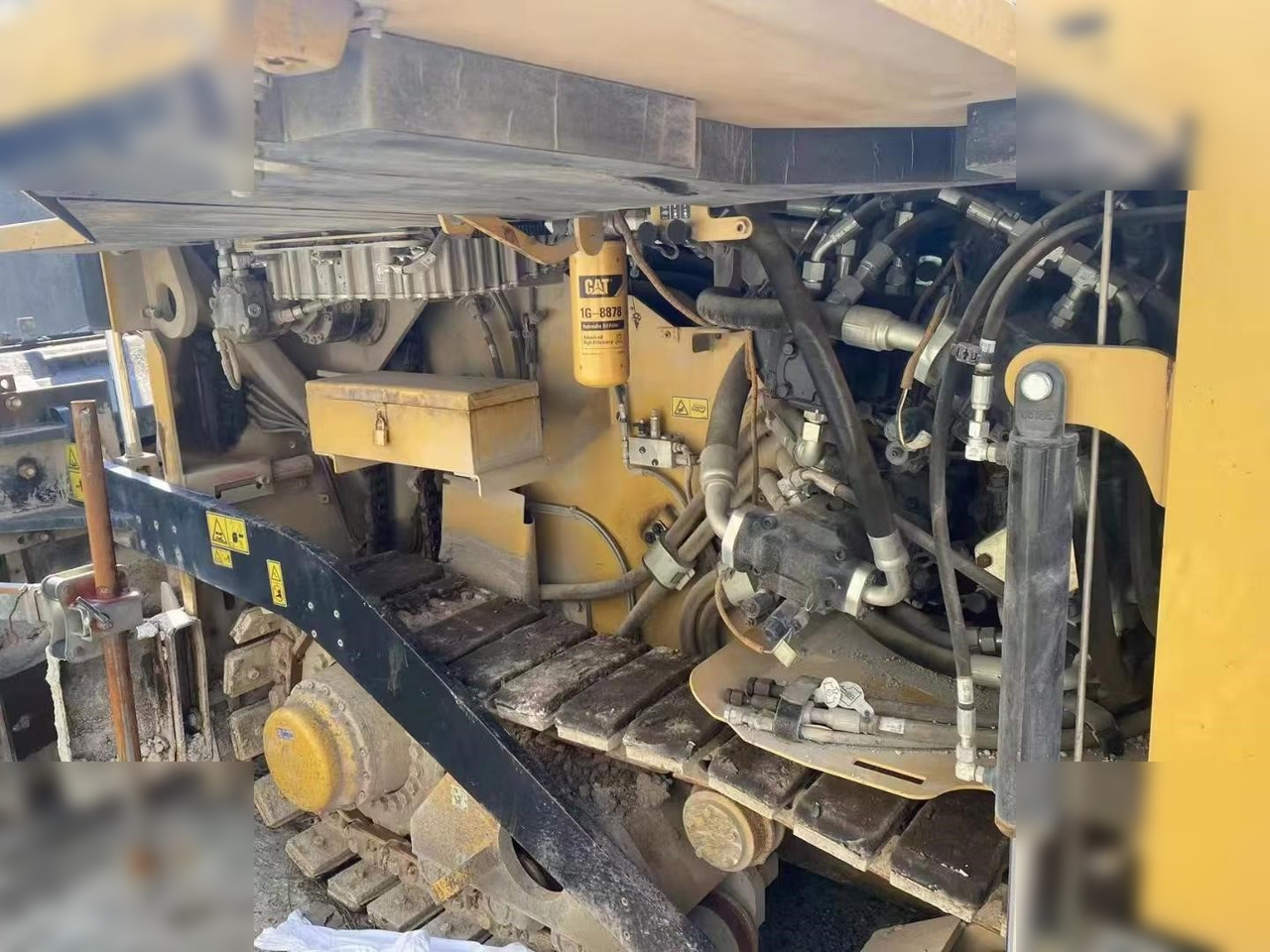 Finišer za asfalt 2017 CATERPILLAR AP-655F: slika Finišer za asfalt 2017 CATERPILLAR AP-655F