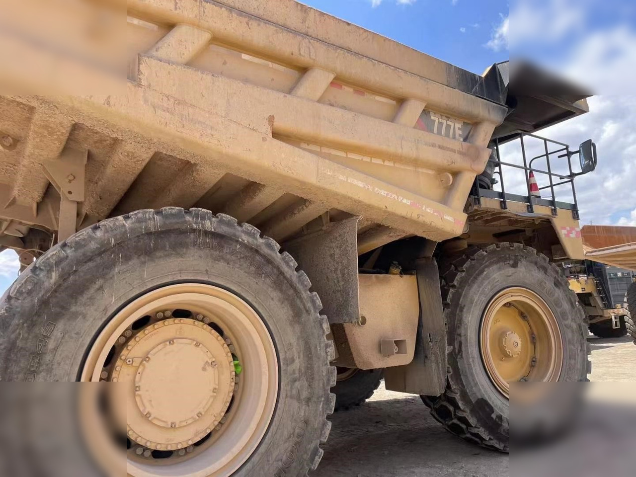 2018 CATERPILLAR 777E - Kruti istovarivač/ Kamion za prijevoz kamenja: slika 2018 CATERPILLAR 777E - Kruti istovarivač/ Kamion za prijevoz kamenja 2018 CATERPILLAR 777E - Kruti istovarivač/ Kamion za prijevoz kamenja: slika 2018 CATERPILLAR 777E - Kruti istovarivač/ Kamion za prijevoz kamenja
