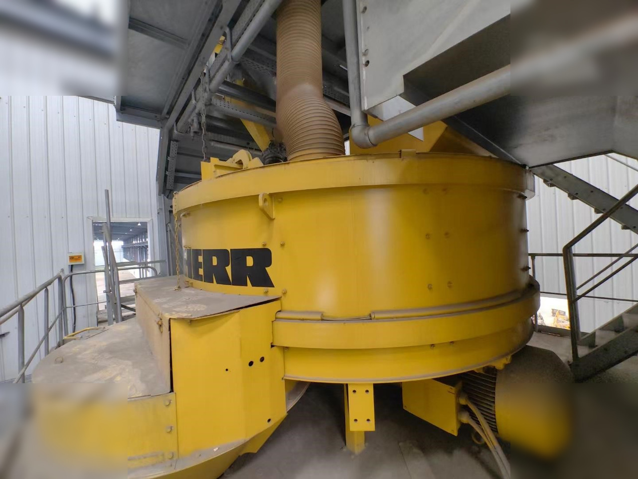 2019 LIEBHERR BETOMIX 2.25 - Betonara: slika 2019 LIEBHERR BETOMIX 2.25 - Betonara 2019 LIEBHERR BETOMIX 2.25 - Betonara: slika 2019 LIEBHERR BETOMIX 2.25 - Betonara