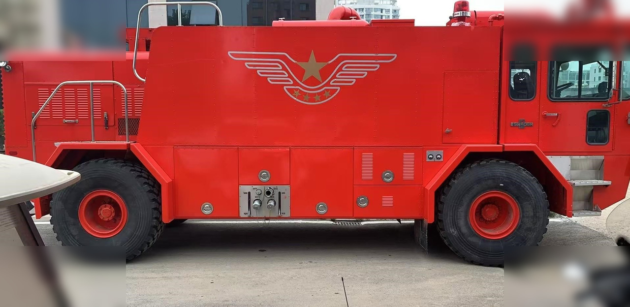 2019 OSHKOSH T1500 - Vatrogasno vozilo: slika 2019 OSHKOSH T1500 - Vatrogasno vozilo 2019 OSHKOSH T1500 - Vatrogasno vozilo: slika 2019 OSHKOSH T1500 - Vatrogasno vozilo
