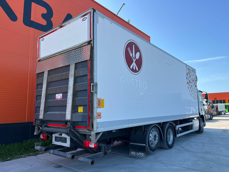DAF CF 370 6x2*4 HULTSTEINS HS / BOX L=8744 mm - Kamion hladnjača: slika DAF CF 370 6x2*4 HULTSTEINS HS / BOX L=8744 mm - Kamion hladnjača DAF CF 370 6x2*4 HULTSTEINS HS / BOX L=8744 mm - Kamion hladnjača: slika DAF CF 370 6x2*4 HULTSTEINS HS / BOX L=8744 mm - Kamion hladnjača