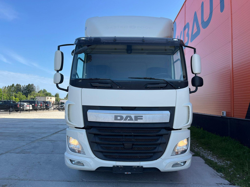 DAF CF 370 6x2*4 HULTSTEINS HS / BOX L=8744 mm - Kamion hladnjača: slika DAF CF 370 6x2*4 HULTSTEINS HS / BOX L=8744 mm - Kamion hladnjača DAF CF 370 6x2*4 HULTSTEINS HS / BOX L=8744 mm - Kamion hladnjača: slika DAF CF 370 6x2*4 HULTSTEINS HS / BOX L=8744 mm - Kamion hladnjača