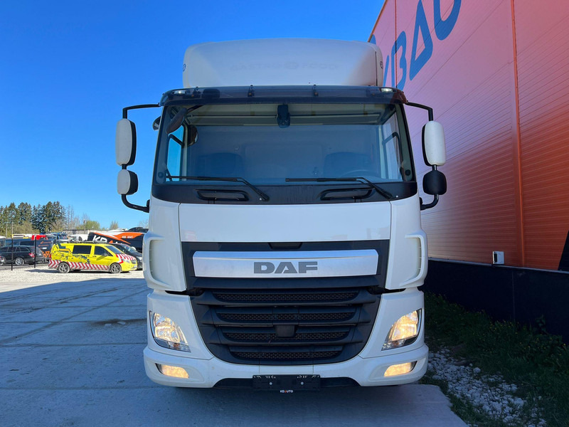 DAF CF 370 6x2 HULTSTEINS / BOX L=8744 mm - Kamion hladnjača: slika DAF CF 370 6x2 HULTSTEINS / BOX L=8744 mm - Kamion hladnjača DAF CF 370 6x2 HULTSTEINS / BOX L=8744 mm - Kamion hladnjača: slika DAF CF 370 6x2 HULTSTEINS / BOX L=8744 mm - Kamion hladnjača