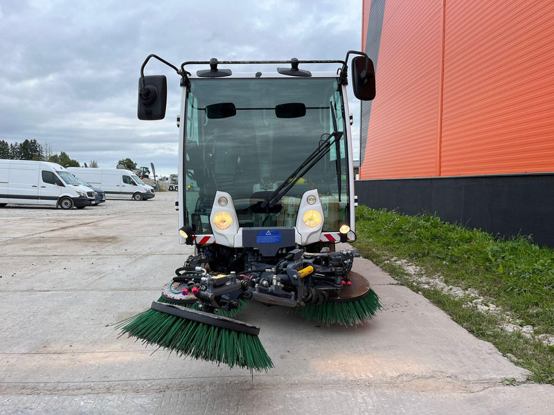 Dulevo 2000 SKY HYDRAULIC ISSUES !! - Cestovna čistilica: slika Dulevo 2000 SKY HYDRAULIC ISSUES !! - Cestovna čistilica Dulevo 2000 SKY HYDRAULIC ISSUES !! - Cestovna čistilica: slika Dulevo 2000 SKY HYDRAULIC ISSUES !! - Cestovna čistilica