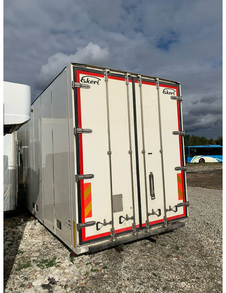 Ekeri COOLER BOX FOR MERCEDES TRUCK 7100mm / SUPRA 850 NORDIC - Izmjenjivi sanduk hladnjaka: slika Ekeri COOLER BOX FOR MERCEDES TRUCK 7100mm / SUPRA 850 NORDIC - Izmjenjivi sanduk hladnjaka Ekeri COOLER BOX FOR MERCEDES TRUCK 7100mm / SUPRA 850 NORDIC - Izmjenjivi sanduk hladnjaka: slika Ekeri COOLER BOX FOR MERCEDES TRUCK 7100mm / SUPRA 850 NORDIC - Izmjenjivi sanduk hladnjaka