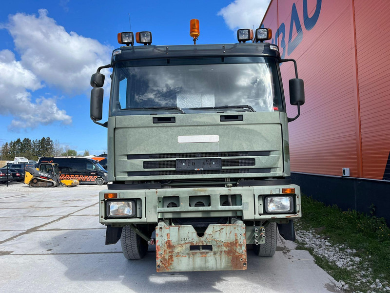 Iveco Fresia F 2000 4x4 SNOW PLOW / BROOM / BLOWER - Cestovna čistilica: slika Iveco Fresia F 2000 4x4 SNOW PLOW / BROOM / BLOWER - Cestovna čistilica Iveco Fresia F 2000 4x4 SNOW PLOW / BROOM / BLOWER - Cestovna čistilica: slika Iveco Fresia F 2000 4x4 SNOW PLOW / BROOM / BLOWER - Cestovna čistilica