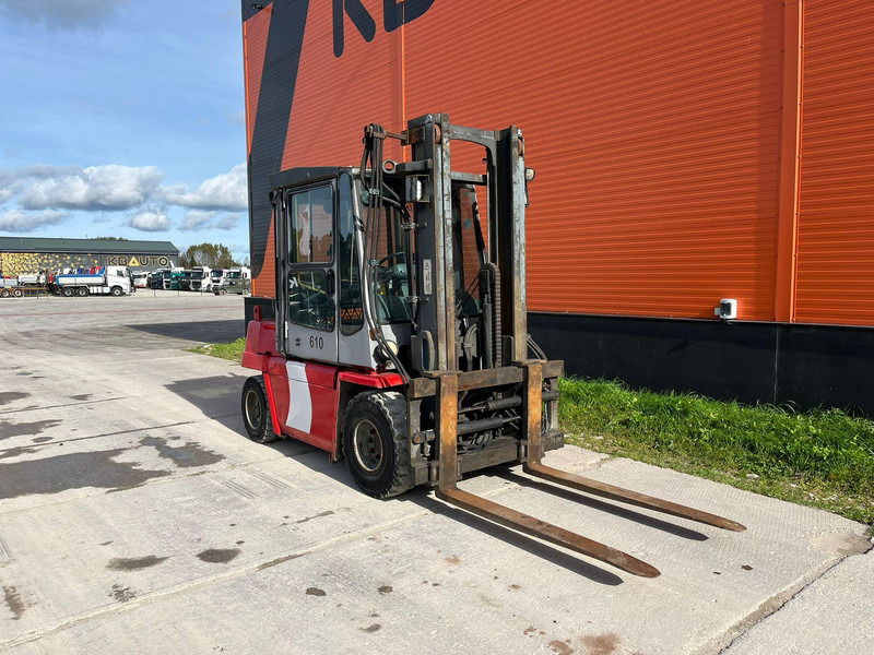 Kalmar DCD 55-6 H Rated capacity: 5500 kg / Lifting height: 3500 mm - Diesel viličar: slika Kalmar DCD 55-6 H Rated capacity: 5500 kg / Lifting height: 3500 mm - Diesel viličar Kalmar DCD 55-6 H Rated capacity: 5500 kg / Lifting height: 3500 mm - Diesel viličar: slika Kalmar DCD 55-6 H Rated capacity: 5500 kg / Lifting height: 3500 mm - Diesel viličar