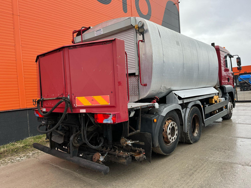 MAN TGA 26.360 6X2 Schäfer SRH 10000 / 3105 hours - Kamion cisterna: slika MAN TGA 26.360 6X2 Schäfer SRH 10000 / 3105 hours - Kamion cisterna MAN TGA 26.360 6X2 Schäfer SRH 10000 / 3105 hours - Kamion cisterna: slika MAN TGA 26.360 6X2 Schäfer SRH 10000 / 3105 hours - Kamion cisterna