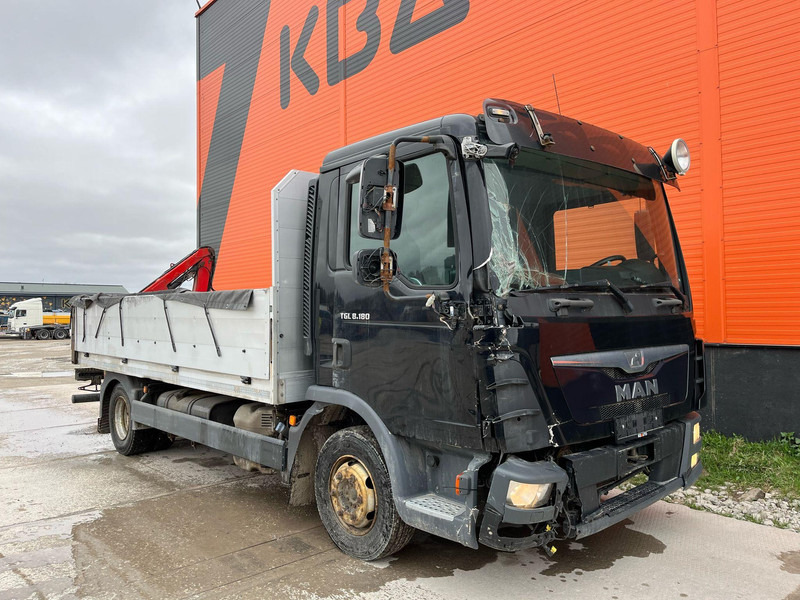 MAN TGL 8.180 4x2 CAB DAMAGE ! / Fassi F28 / PLATFORM L=4366 mm - Kamion s otvorenim sandukom, Kamion s kranom: slika MAN TGL 8.180 4x2 CAB DAMAGE ! / Fassi F28 / PLATFORM L=4366 mm - Kamion s otvorenim sandukom, Kamion s kranom MAN TGL 8.180 4x2 CAB DAMAGE ! / Fassi F28 / PLATFORM L=4366 mm - Kamion s otvorenim sandukom, Kamion s kranom: slika MAN TGL 8.180 4x2 CAB DAMAGE ! / Fassi F28 / PLATFORM L=4366 mm - Kamion s otvorenim sandukom, Kamion s kranom