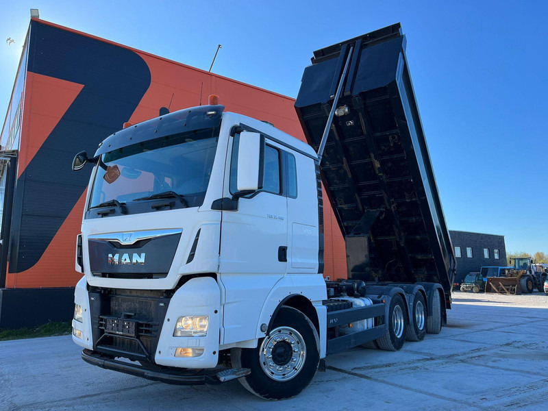 MAN TGX 35.480 8x4*4 BOX L=6105 mm - Kiper: slika MAN TGX 35.480 8x4*4 BOX L=6105 mm - Kiper MAN TGX 35.480 8x4*4 BOX L=6105 mm - Kiper: slika MAN TGX 35.480 8x4*4 BOX L=6105 mm - Kiper