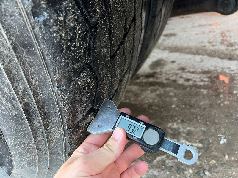 Kamion s kukastom dizalicom MAN TGX 35.500 8x4*4 JOAB L24 L=5750: slika Kamion s kukastom dizalicom MAN TGX 35.500 8x4*4 JOAB L24 L=5750