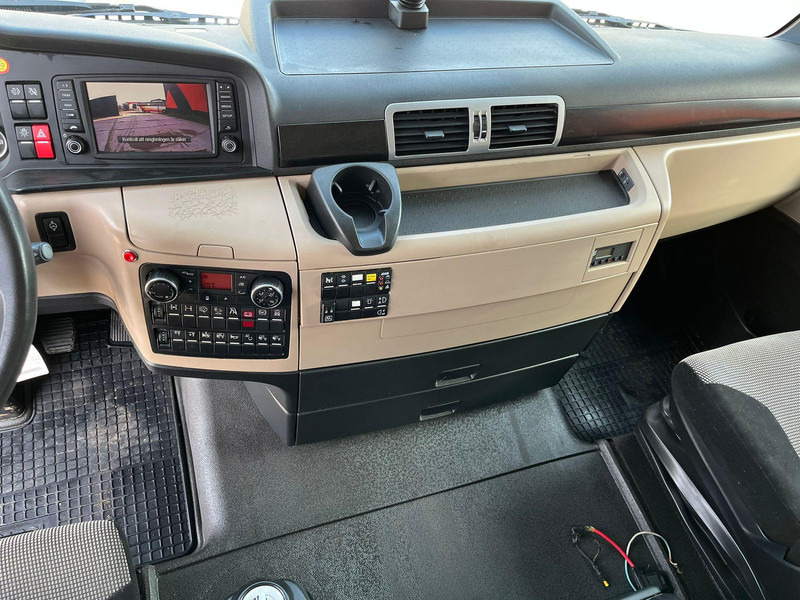 Kamion s kukastom dizalicom MAN TGX 35.500 8x4*4 JOAB L24 L=5750: slika Kamion s kukastom dizalicom MAN TGX 35.500 8x4*4 JOAB L24 L=5750