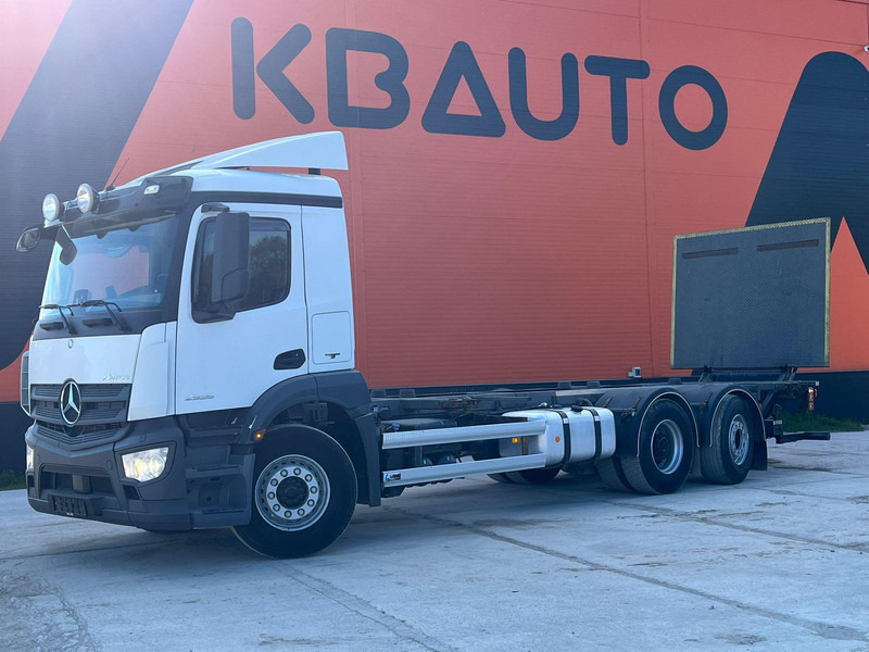 Mercedes-Benz Antos 2535 6x2*4 CHASSIS L=7788 mm - Transporter kontejnera/ Kamion s izmjenjivim sanducima: slika Mercedes-Benz Antos 2535 6x2*4 CHASSIS L=7788 mm - Transporter kontejnera/ Kamion s izmjenjivim sanducima Mercedes-Benz Antos 2535 6x2*4 CHASSIS L=7788 mm - Transporter kontejnera/ Kamion s izmjenjivim sanducima: slika Mercedes-Benz Antos 2535 6x2*4 CHASSIS L=7788 mm - Transporter kontejnera/ Kamion s izmjenjivim sanducima