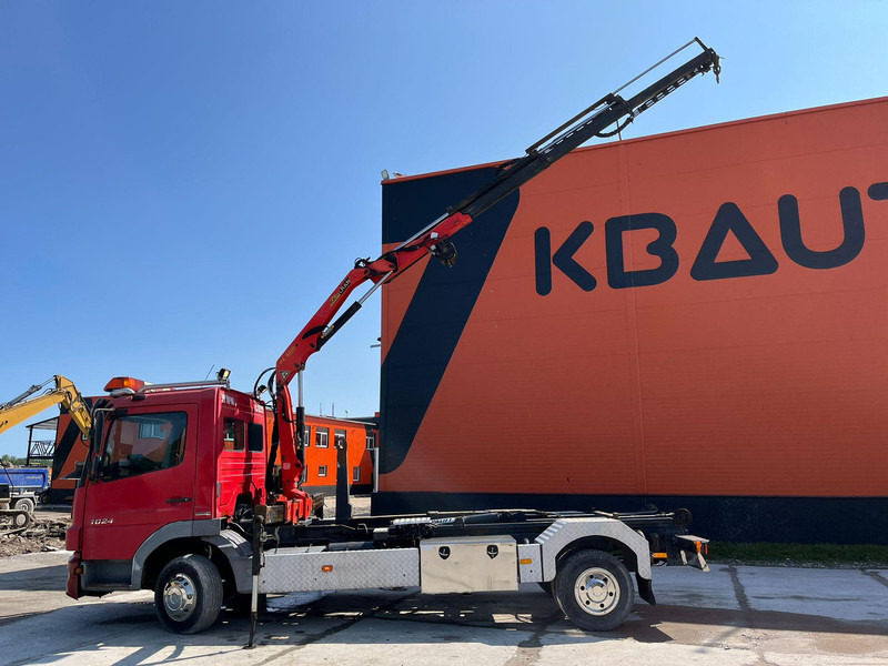 Kamion s kukastom dizalicom, Kamion s kranom Mercedes-Benz Atego 1024 4x2 PK4100 + WINCH / HOOK LIFT L=3900 mm: slika Kamion s kukastom dizalicom, Kamion s kranom Mercedes-Benz Atego 1024 4x2 PK4100 + WINCH / HOOK LIFT L=3900 mm