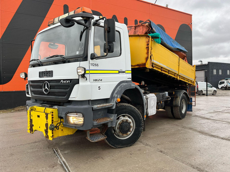 Mercedes-Benz Axor 1824 4x4 POSSIBLE TO BUY WITH SPREADER & FRONT PLOW - Kiper: slika Mercedes-Benz Axor 1824 4x4 POSSIBLE TO BUY WITH SPREADER & FRONT PLOW - Kiper Mercedes-Benz Axor 1824 4x4 POSSIBLE TO BUY WITH SPREADER & FRONT PLOW - Kiper: slika Mercedes-Benz Axor 1824 4x4 POSSIBLE TO BUY WITH SPREADER & FRONT PLOW - Kiper