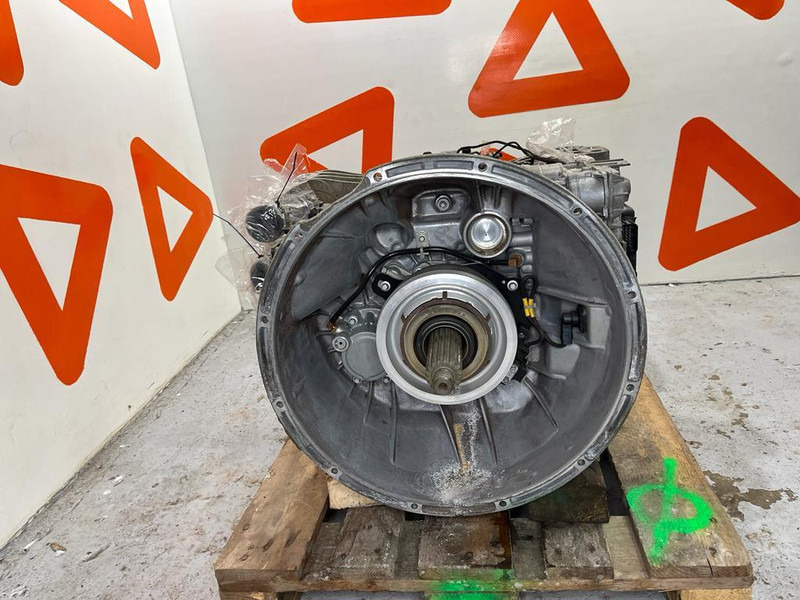 Mercedes-Benz MP4 GEARBOX G330-12 - Mjenjač za Kamion: slika Mercedes-Benz MP4 GEARBOX G330-12 - Mjenjač za Kamion Mercedes-Benz MP4 GEARBOX G330-12 - Mjenjač za Kamion: slika Mercedes-Benz MP4 GEARBOX G330-12 - Mjenjač za Kamion