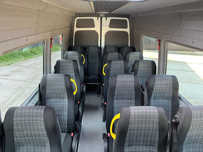 Zakup Mercedes-Benz Sprinter 516 CDI 19 SEATS / AC Mercedes-Benz Sprinter 516 CDI 19 SEATS / AC: slika Zakup Mercedes-Benz Sprinter 516 CDI 19 SEATS / AC Mercedes-Benz Sprinter 516 CDI 19 SEATS / AC